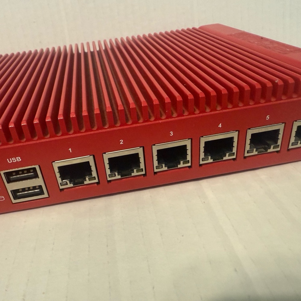 Red Wired Router - Picture 3 of 9